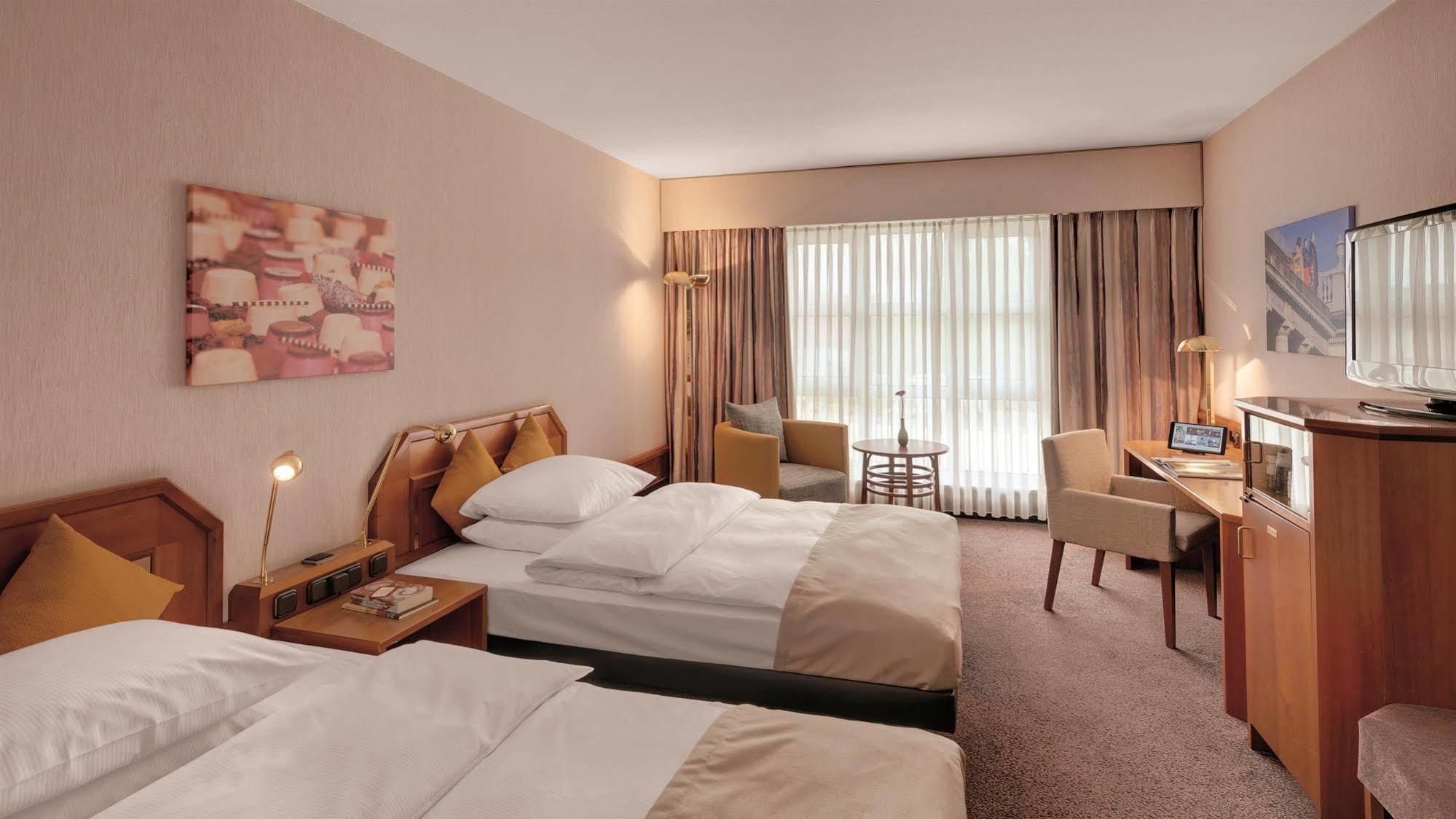 Best Western Plus Hotel Kassel City Exterior foto